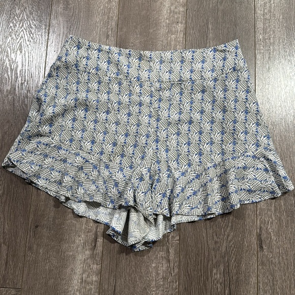 Anthropologie Maeve Blue Pineapple Shorts Size 10 - Picture 2 of 7